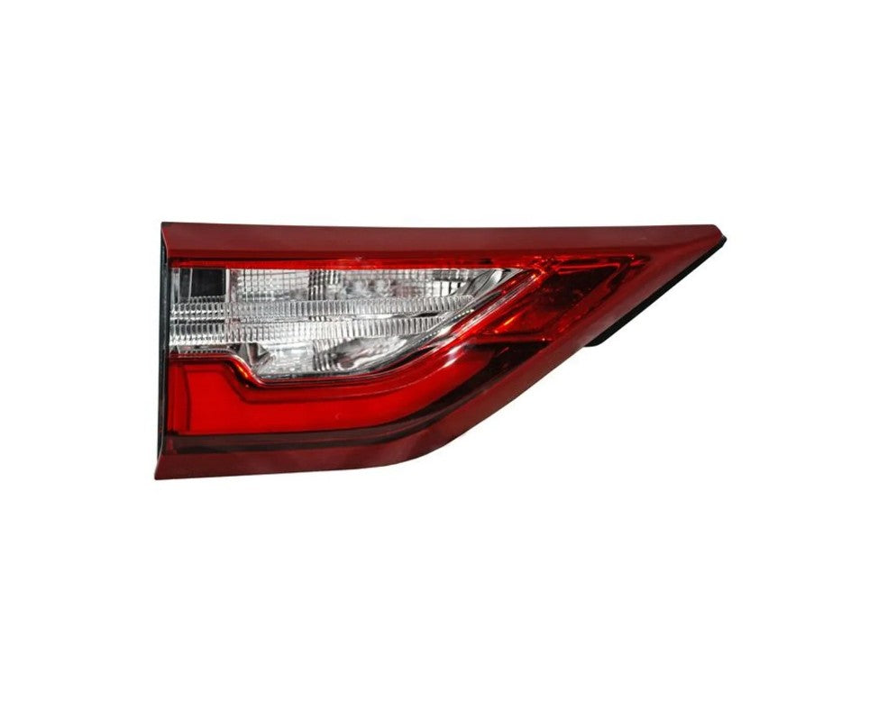 FAROL TRASERO IZQUIERDO INTERIOR TRAVERSE 18-21 TYC