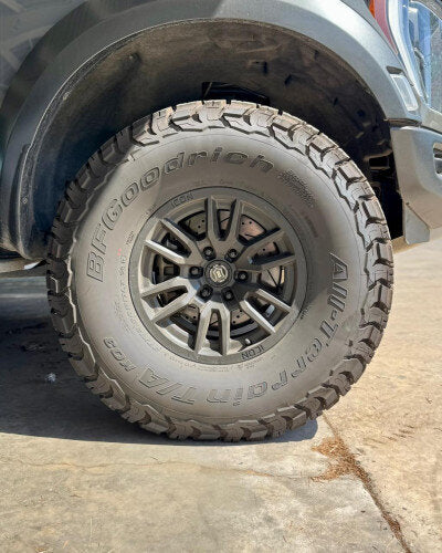 Llanta Icon Alloys Vector 6 - 17x8.5" Satin Black (6x139.7, Offset 0mm)